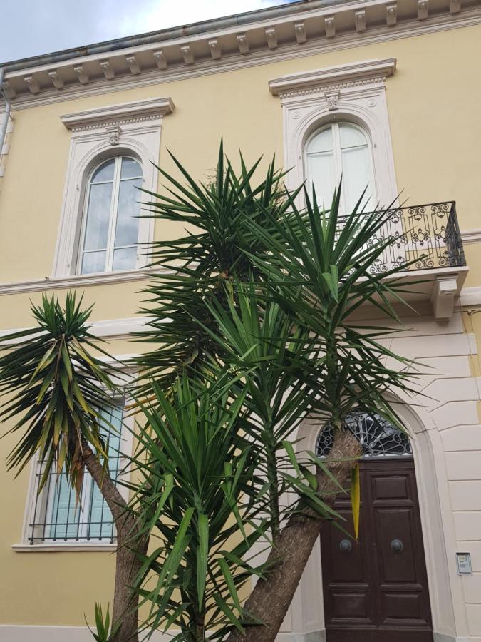 Palace Comfort Inn Pisa Luaran gambar